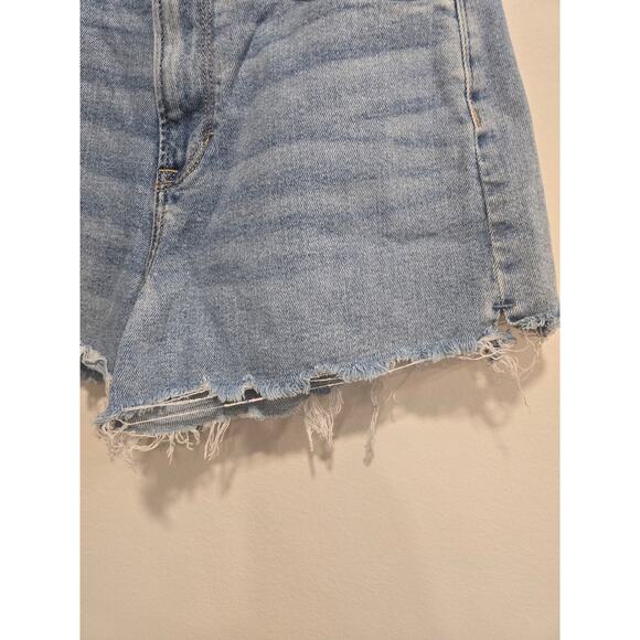 American Eagle Stretch Size 2 Frayed Bottoms Preloved - Picture 3 of 8